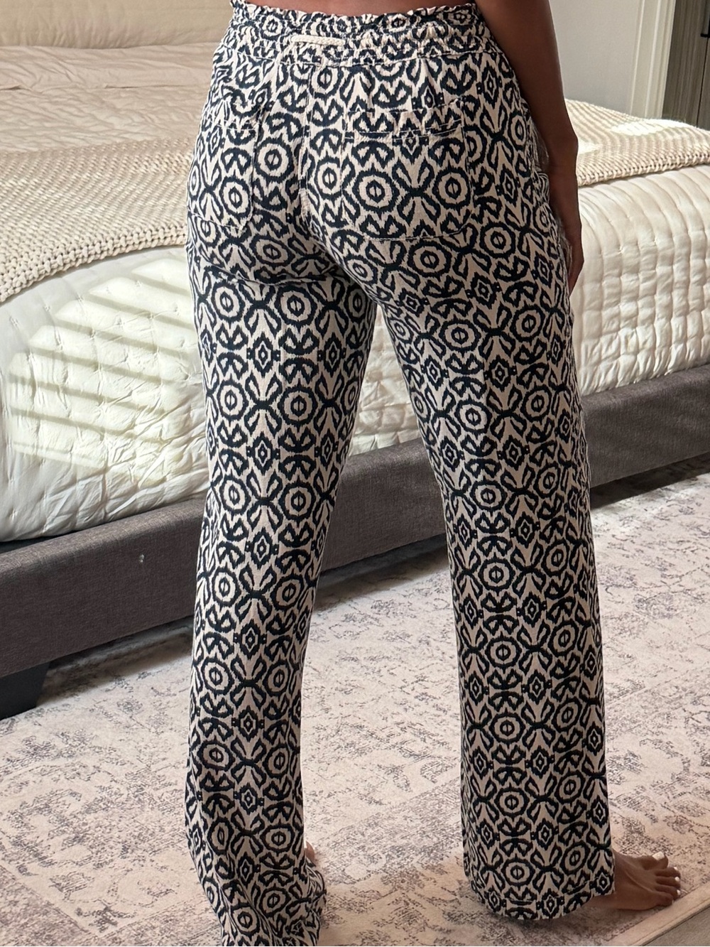 Classic Black & White Patterned Wide-Leg Pants